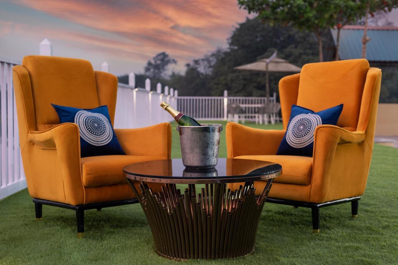 Paramount Riverfront Resort & Spa, Karjat Dış mekan fotoğraf