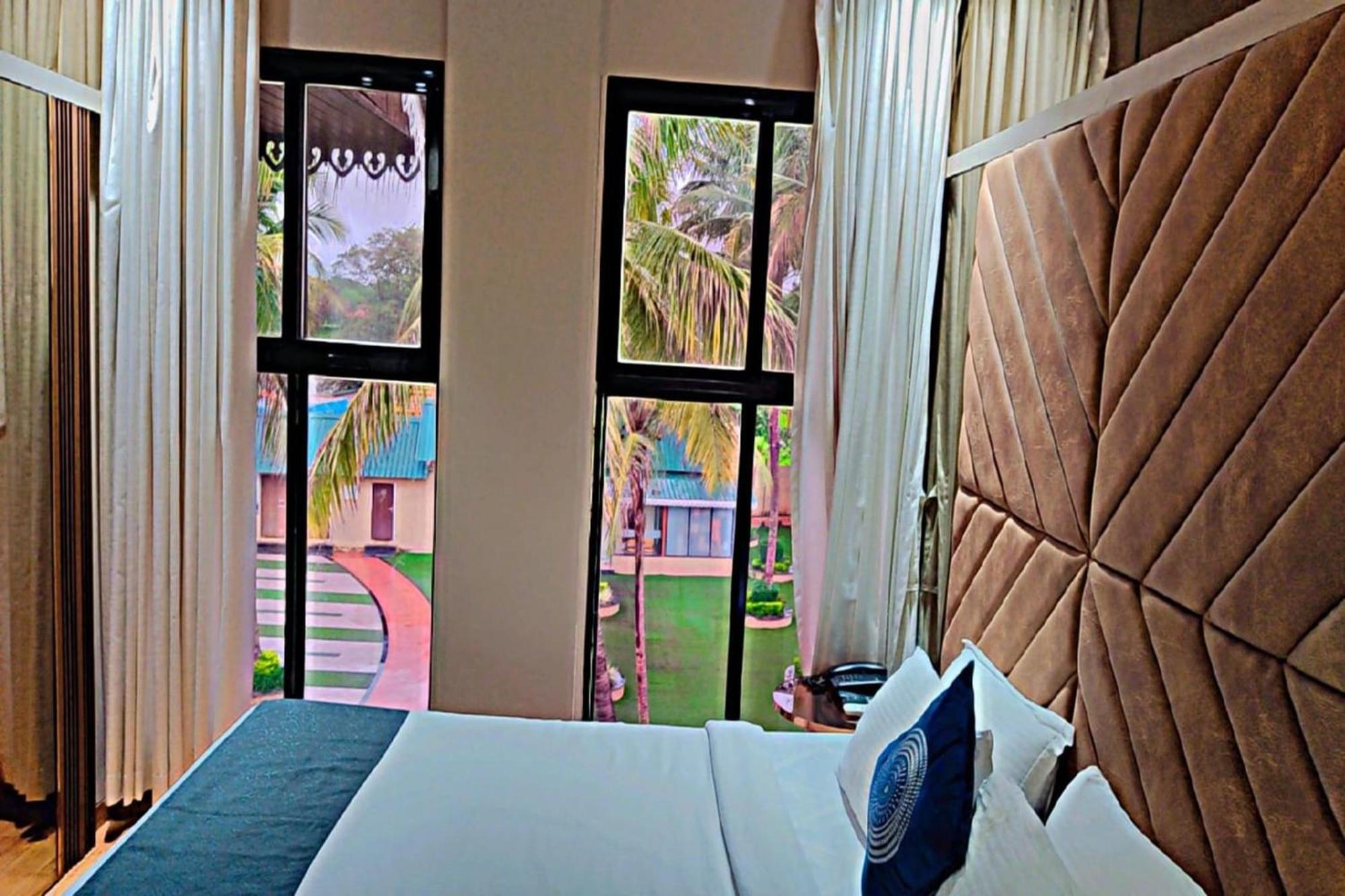 Paramount Riverfront Resort & Spa, Karjat Dış mekan fotoğraf