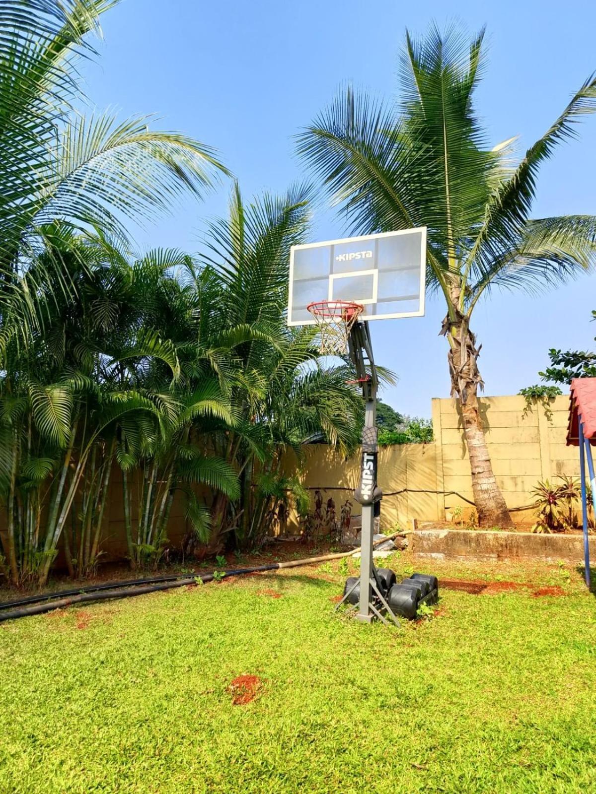 Paramount Riverfront Resort & Spa, Karjat Dış mekan fotoğraf